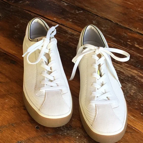 Rothy’s The Lace Up Sneaker - Picture 1 of 6